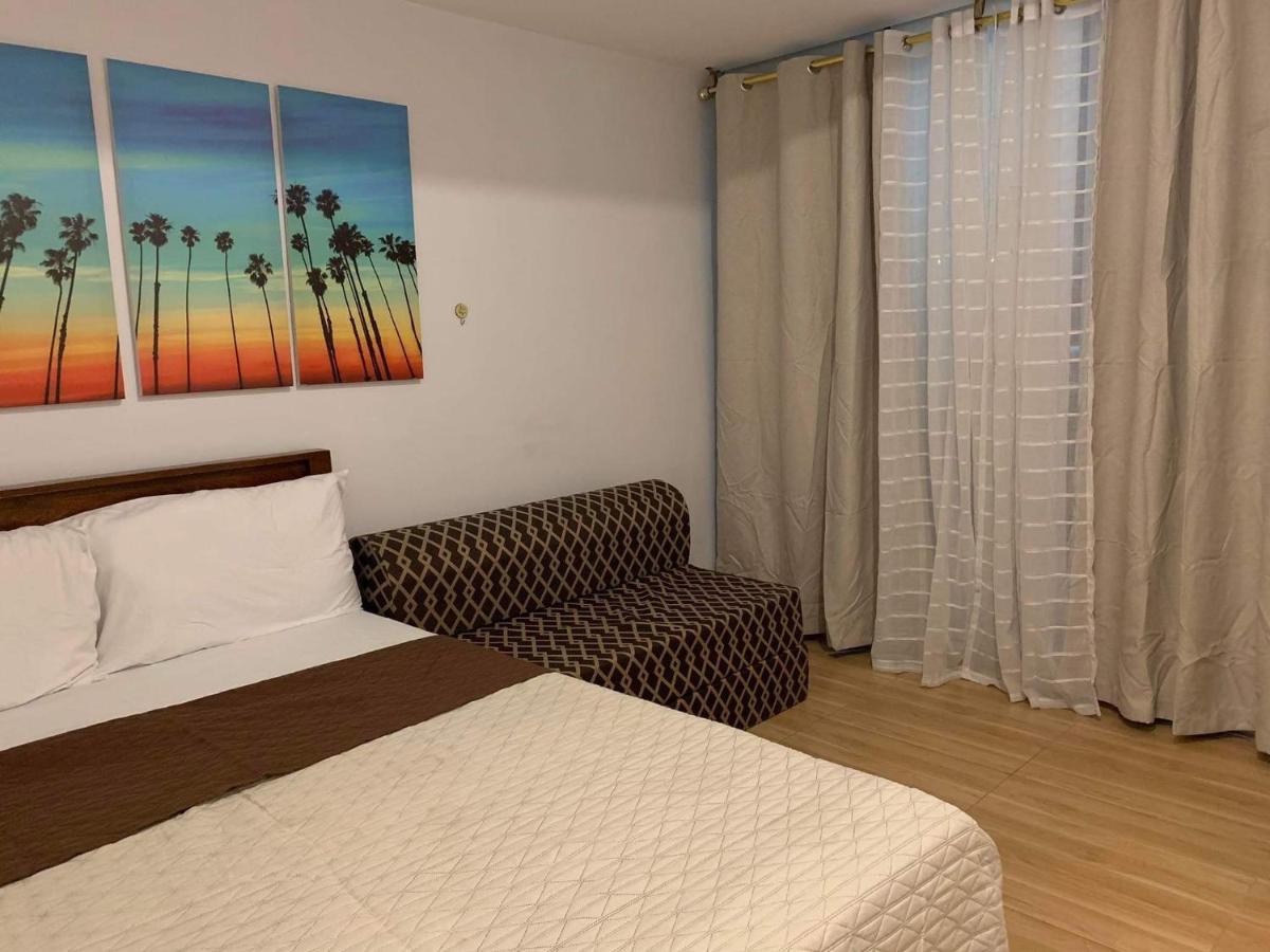 Azure C2 Balcony Wifi Near Mall Airport Multiple Units Paranaque City Dış mekan fotoğraf